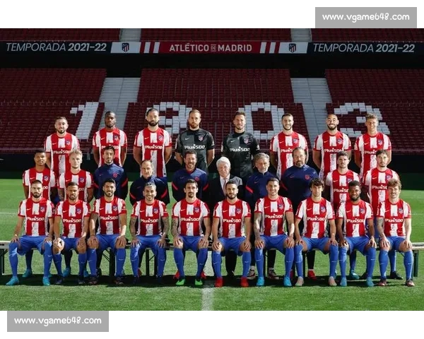 激烈对决：全球足球赛事焦点战况与明星球员表现分析